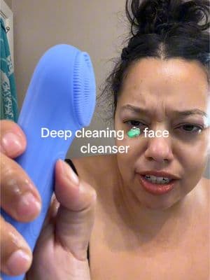 If you’re struggling with acne it might be because your not getting all your dirt and make up off your face. Try this deep cleanser, it’s literally less than buying a coffee. #skin #acneskin #deepcleanser #deepcleanserbrush #facialcleansing #facialcleansingbrush #facescrubber 