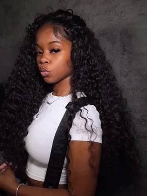 ✨ The Transparent 13X4 Lace Natural Water Wave wig with 180% density gives you soft, voluminous waves and a flawless natural hairline. Effortless beauty with no glue needed! Up to $100 Off ✨ 👉🏾 Tap the link in bio to shop now! #waterwavewig #naturalwaves #fullvolume #wigstyle #blackhairmagic #flawlesshair #wiglife #zlike #zlikehair #womenfashion #weargowig 