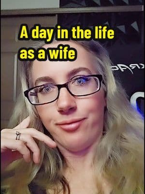 A day in the life of me as a wife @BluScr3n #bluscr3n  #husbandwifecomedy #jasandash #kindnessalways 