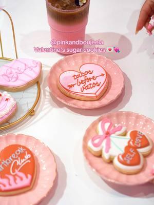 Celebrate love this February with our exclusive Valentine's sugar cookies!💘Perfect for gifting or enjoying yourself, these sweet creations are available all month long. Treat yourself and your loved ones!💕 #pinkandboujeela #notyourbasictaqueria #pinkbrunchclub #pinktaqueria #losangeles #boyleheights #pink #valentines #valentineday 