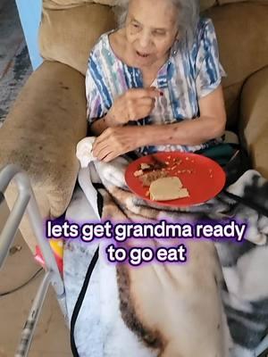 Love every moment ❤️ do i fight her to get ready.. yess 😅 #grandma #tiktokgrandma #grandmas #madrecita #lunchdate #lunchout 