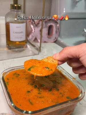 Rica salsa habanero para tacos oh simplemente para botaniar 🤭😮‍💨                  • 4 tomates  • 4 tomatillos  • 3 chile habaneros  • 3 ajos  • mitat de cebolla  • 20 chile arbol ( oh al gusto )  • oregano  • sal  • chicken bullion  • cilantro                                       #salsa#salsahabanero#habanero#Receta#recetafacil#salsaparatacos#mexicanfood#habanerohotsauce#Recipe#EasyRecipe#foodtiktok#fyp 