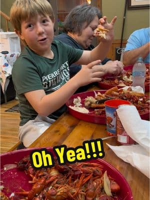 Crawfish/SnoCrab Whopper! @moose @kaselandry @ridgelandry @the_troylandry #fypシ #kids #seafood #crawfish #troylandry #crabs 