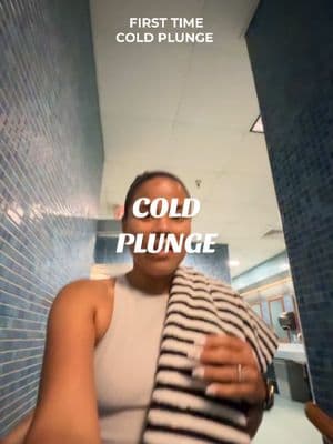 I fear i might be addicted to cold plunging! It was 53 degrees today! #coldplungechallenge #coldplunges #healthandwellness 