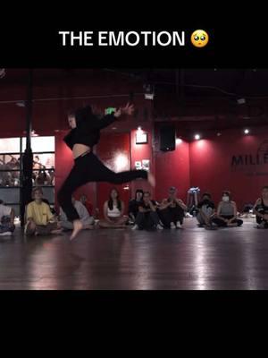 Kaycee Rice Contemporary #kayceerice #kayceericechoreography #emotionaldance #trainwreck #trainwreckjamesauthur #contemporary #contemporarydance #fyp #foryou #viral 