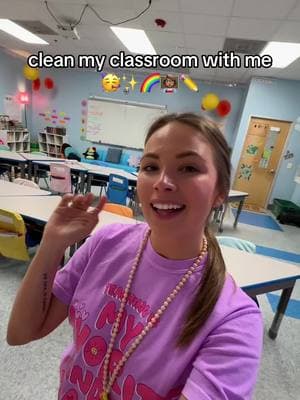 Clean my classroom with me!! 🥳  #Vlog #cleaning #afterthebell #teacherlife #teachersoftiktok #teachervlog #beforethebellrings #classroom #draft 