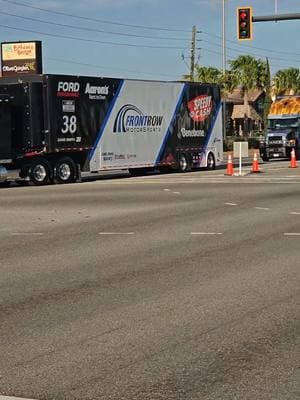 When you try to crash the @nascar Cup Hauler Parade @Willie Mullins #arca #2025hoosierhero #bigwilliemullins #daytona #nascar #bigtruck 