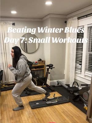 Beating Winter Blues Day 7: moving your body during the winter, like small low intensity workouts can help boost your mood and help you get out the winter blues funk.  #pilatesreformerboard #workingoutfromhome #momworkouts #momworkoutsathome #winterblues #newenglandmom #massachusettsmom 