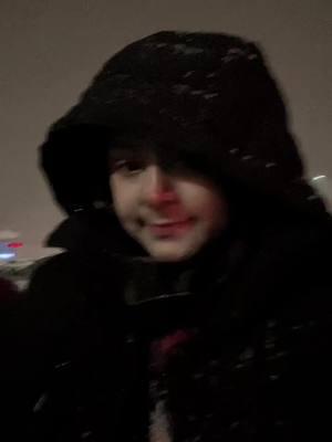 Snow day! Snow night! #onthisday #snowday #alhamdulillah #tiktokusa🇺🇸 #trending #sylheti_furi #snowing🌨🌨🌨 #newyorkblogs #sylhetiranna #bangladeshi_tiktok #sylhetiranna #usalifestyle #fypシ゚ #fypシ゚viral #nazma_munna #lovestory #usablogs #couple 