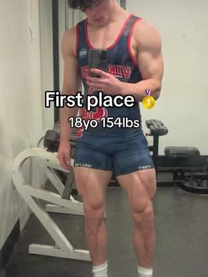 First meet of the season. Ehh pretty bad ngl we’ll be better next week #weightlifting #bodybuilder #bodybuilding #GymTok #gym #gymmotivation #fitness #snatch #cleanandjerk #olylifting #olympicweightlifting #gymforyoupage #workout #fitness #fyp #fypシ #fypage #foryoupage 