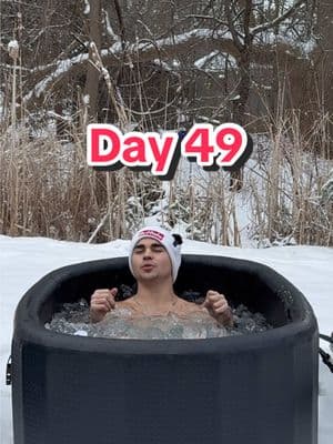 Replying to @Voeghtlyhj_ day 49 🧊 | #coldplung #icebath #fyp @Buffalo Bills 