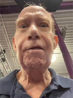 @Planet Fitness #tictoksub #hangloose #substituteteacher #montgomerytexas #willis #fyp #tiktok #adayinthelife #conroetx #planetfitnessfriend 