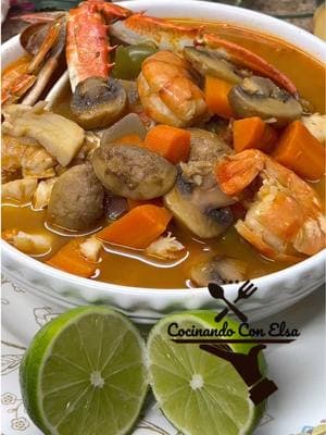 Sopa de camaron pescado y jaiba 😋🐠🍤quedó súper deliciosa claro (a mi estilo😋#sopadecamaronpescadoyjaiba #sopadecamaron  #fyp  #viraltiktok  #TikTokShop  #comodacasera