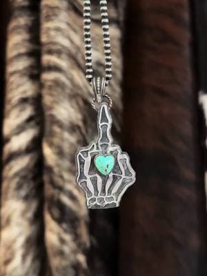 Literally OBSESSED with with these heartbreaker skelly hand pendants 😱🖤 It’s available! #fullriverfabrication #fullrivertradingco #fullriversilver #silversmith #turquoise #turquoisejewelry #turquoiselover #westernstyle #westerngrunge #yallternative #yallternativegirls #skellyvibes #skelly #skellyhand #heartbreaker #turquoiseheart #westernfashion #westernjewelry 