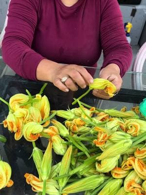 Flordecalbaza#guisada#paraquezadillas##frutasexoticas#fyp#fypシ#🥰🥰🥰🥰❤️❤️❤️ 