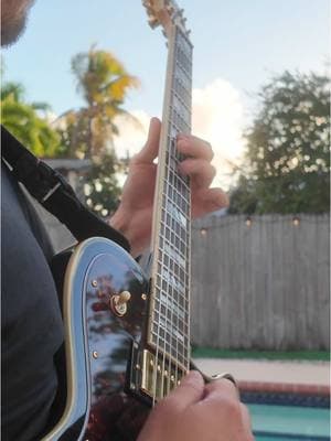 rnb baritone riff with some flatwounds @dangelicony #rnbguitar #neosoulguitar #guitartok #guitarist #dangelicoguitars #rnbvibes #electricguitar #guitarra 