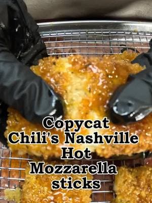 Today we are making copycat Chili’s Nashville Hot Mozzarella sticks using our Nashville Hot Wing Dust! Everyone's gonna love these bad boys. #kosmosq #itjustwins #bbq #viralrecipe #nashvillehot