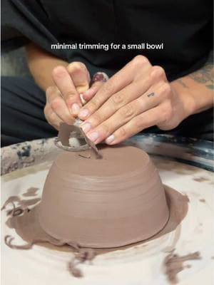 small bowl trimming 💆🏽‍♀️ #meditative #trimming #pottery #potterystudio 