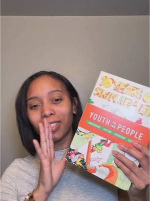 Get clear skin with 2 simple steps. Stop eating horribly and stick to a good product!  Yes, food plays a major role, but honest we need some consistency in our skincare routine. I started using @Youth To The People almost 2 years ago and this Superfood Cleanser has been the foundation of my skincare routine.  Congrats 🎉 YTTP🎉 for hitting 10 years with this amazing cleanser! ❤️❤️  #iamnilsa #yttp #youthtothepeople #superfood #skincare