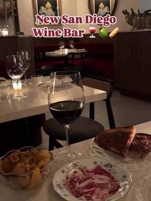 New San Diego Wine Bar: Barra Oliba 🍷🫒🥖 This Spanish style tapas bar in the heart of Little Italy is perfect for date night or group get togethers. With an extensive wine and tapas menu (with shareable plates) there’s so many options!  A few favorites:  - Pan Tumaca  - Patatas bravas - Tartar de atún  - Iberian pork chop  #pressvisit #sandiegoeats #sandiegofoodie #sandiegofood #littleitalysandiego