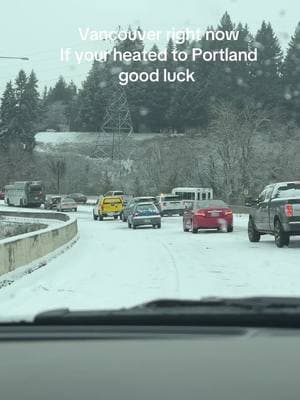 Your mid day report brought to you by the bronco #portland #vancouver #i5 #freeway #snowdelay #news 