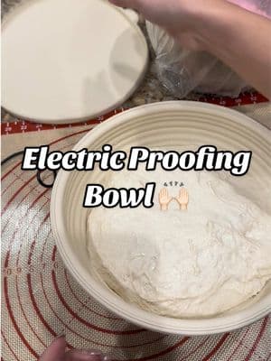 GAME CHANGER! 🙌🏻 cut down your bulk fermentation time with an electric proofing bowl! 👏🏻  #sourdough #sourdoughbread #sourdoughtiktok #sourdoughtok #sourdoughshaping #sourdoughexperiment #sourdoughproofingbowl #electricproofingbowl #electricsourdoughbowl #heatedsourdoughbowl #bulkfermentation 