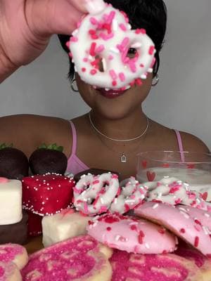 Valentine’s Day desserts ❤️ #dessert #mukbang #crunchy #mukbangasmr #eating #asmreating #Foodie #foodtiktok   #crunchysounds #asmrfood #eat #asmrsounds #foodtiktok #eatingshow #hungrytiktok #muckbang #fyp #fypシ #foryourpage #viral 