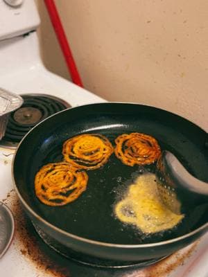 तातो तोतो जेरी is ❤️ #capcut #viral #fyp #jeri #jalebi #annaprasanaceremony #foryou #DIY #trending #jalebibaby #weaning #partyfood #desert #indiandesert #nepalidesert 