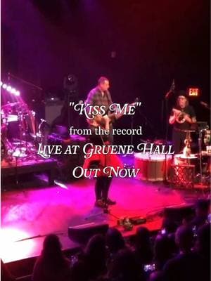 Happy Valentines Day from Sixpence None The Richer. Share #yourkissmemoment today using the live version of "Kiss Me" and tag us! ❤️ #kissme #sixpencenonethericher #sixpence #ValentinesDay #valentinesdaymusic  Video shot by @MaxxMusicpresents 