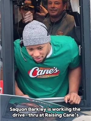 Saquon Barkley was “running” the drive-thru at Raising Cane’s #CaniacAmbassador @raisingcanes #raisingcanes 