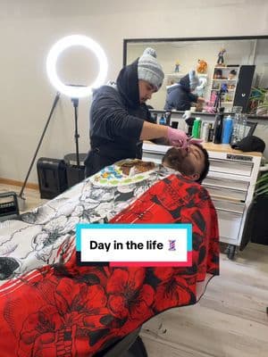 Typical light barber day 💈🥶 #barbershop #barber #dallasbarber #dayinthelife #haircut #transformation #howtocuthair #lowfade #midfade #highfade #burstfade #beard 