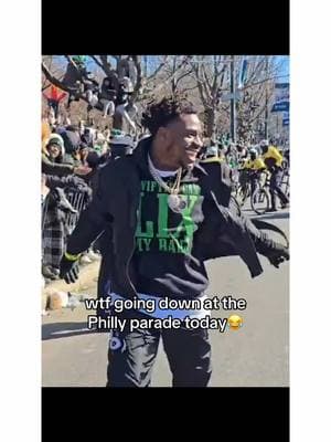 Nothing I didn’t expect tho😂#smittyfx #philly #parade #funny #nfl #football #cjgardnerjohnson #eagles #eaglesfootball #chiefs #sb59 #fyp #phillytok 