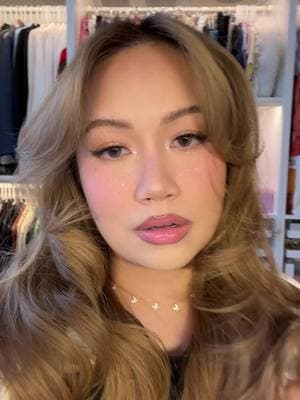 Unrecognizable makeup… unrecognizable period 🤣 #unrecognizablemakeup #GlowUp #glowupchallenge #newhaircolor #hairtransformation #hairtransition #bronde #baddiealert #glowup2025 #hairstyle #hairtok 