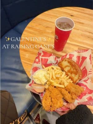 GALENTINE’S at @Raising Cane's with @Coca-Cola 🤍✨ #caniacambassador #cocacola  #galentinesday #galentines #ValentinesDay #valentine 