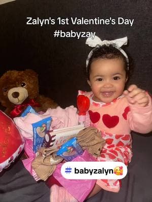 Zalyn's 1st #ValentinesDay #loveit🥰🙏 #genx #grandparentsoftiktok #babyzay #babyzalyn #abuelostiktokers #abuelosynietos #abuelasdetiktok #abuelatiktoker #grandma #diadevalentines @Yanisha Cruz 