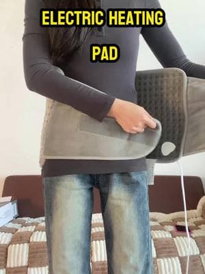 Instant comfort at your fingertips – try this heating pad NOW! 🙌#HeatingPad #WarmUpYourLife #CozyVibes #StayWarm #WinterEssentials #EnergySaving #ComfortInSeconds #WinterComfort #ElectricHeater #HeatingPadComfort #RelaxationMode #SelfCareEssentials #StayCozy #WarmHug #HeatTherapy #ColdWeatherComfort #ComfyAndCozy #WinterReady #FeelTheHeat #WinterMustHave