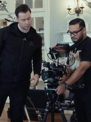 Teamwork makes the dream work! 🎥 ⚡️Here’s a quick peek behind the scenes for our Netflix-inspired interview setup. Long-form YouTube BTS coming soon!  Angle 1 was shot on the @sonycine FX6 with 24-70mm GM f2.8. Angle 2 was shot on the @sonycine FX6 with 70-200 GMii f2.8  We were able to monitor both angles using the @hollylandtech Mars 4k Wireless Transmitters. A game- changer for sure!🤩 @smallrig.us kept us powered all day.🔋💡 Lighting used was @aputure.lighting 1200d Pro and 300dii.  BTS🎥: Cary Turner.  Gaffer💡: Noah Williams.  Talent💅: @aestheticallyamy_  #sonycine #colorgrading #lighting #lightingmatters #fx6 #aputure #hollyland #smallrig