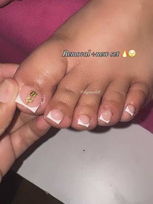 #lanailtech #acrylictoes #booknow #losangelestoetech #frenchpedi #nailtutorial #swarvoskis #toebbl #toes #celebritynailtech #toesinla #fy #fyp #fyppppppppppppppppppppppp #fypシ 