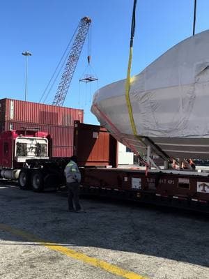 Getting ready to load #boat #newboat #comingin #shipment #bigboat #fyp #shrinkwrapcradlesandtransport #transport #miami #marinemax 