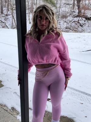 Happy Snowy Saturday!  #fyp #fypage #girlpower #weekendvibes #makeitsnow #blondemom #coutrygirl #snowday #livingmybestlife #hotmess 