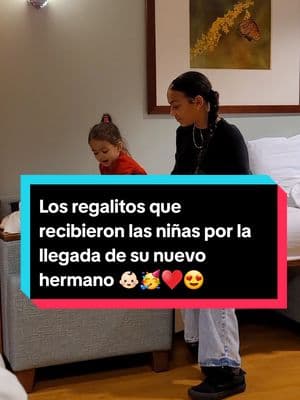 El hermanito recién nacido les trajo un 🎁 a sus hermanas 👶🏻🙌🙏🥳♥️🤱#baby #laboranddelivery #babyontheway #posparto #cesarea #babyontheway #teamfebrero #Vlog #viral #newborn #recienparida #babyboy #reciennacido #nacimiento #maternidad #parto #aprendeconanny 