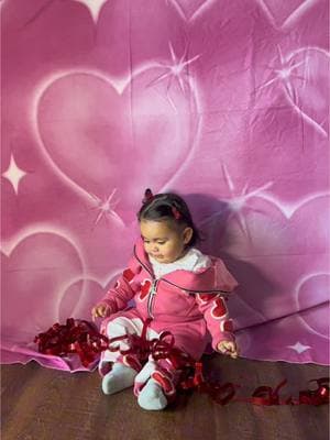 90s/ 00s valentines photoshoot . 💘✨  Rags2Riches Valentines Jumpsuit . 😍   #valentine #daughter #glamshots #00sphotoshoot #90sphotoshoot #fresno #centralvalley #explore #fyp 