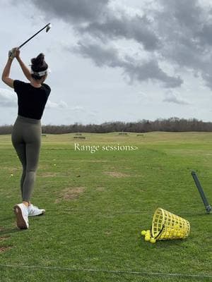 Range sessions>>>  #golf #golftok #golftiktok #golfing #drivingrange #rangesession #golfswing #golfcourse #golflife 