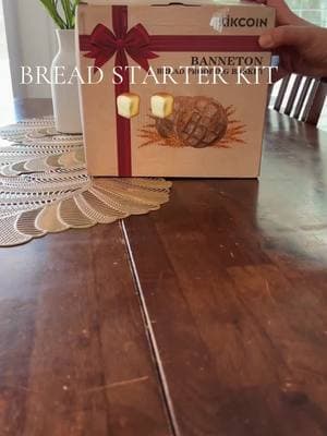 Love this bread starter kit!! #breadstarter #bannetonbasket #banneton #kikcoin#breadmakingforbeginners #sourdough #sourdoughbread #Foodie #foodtiktok #sourdoughstarter #howto #tiktokshopfinds #viral #goviral #foryou #tiktolshopdeals #foryou#fypシ 