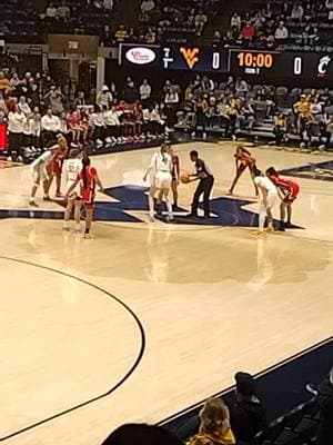 our very first college game was awesome, go mountaineers!!!#wvu #wvumountaineers #wvubasketball @Chrissy Smith 