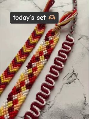 Loved this set!  #onthisday #ValentinesDay #giftsforher #friendshipbraceletideas #stringbracelets #designsbyjordynus #braceletbook #wavebracelet #vscofriendshipbracelets #threadbracelet #friendshipbracelets #braidbracelet 