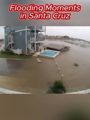 Flooding Moments in Santa Cruz #viral #fyp #fypシ゚viral #foryou #moment #usa #arrived #water #flood #flash 