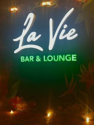 All the places mentioned in the video: LaVie Bar&Lounge  Verve Ultra Lounge  Zen #stlucianightlife #stlucia #visitsaintlucia #traveltok #tarynonajourney 