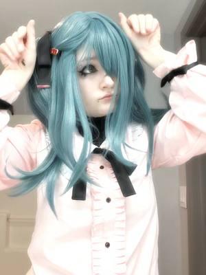 I can't wait to do more Miku  #cosplaytiktok #foryou #radcon #radcon2025 #vampiremiku #mikuhatsune #vampmiku #hatsunemikucosplay 