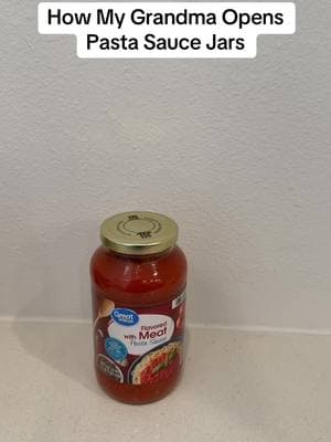 How My Grandma Opens  Pasta Sauce Jars #jaropener #automaticjaropener #kitchenhack 